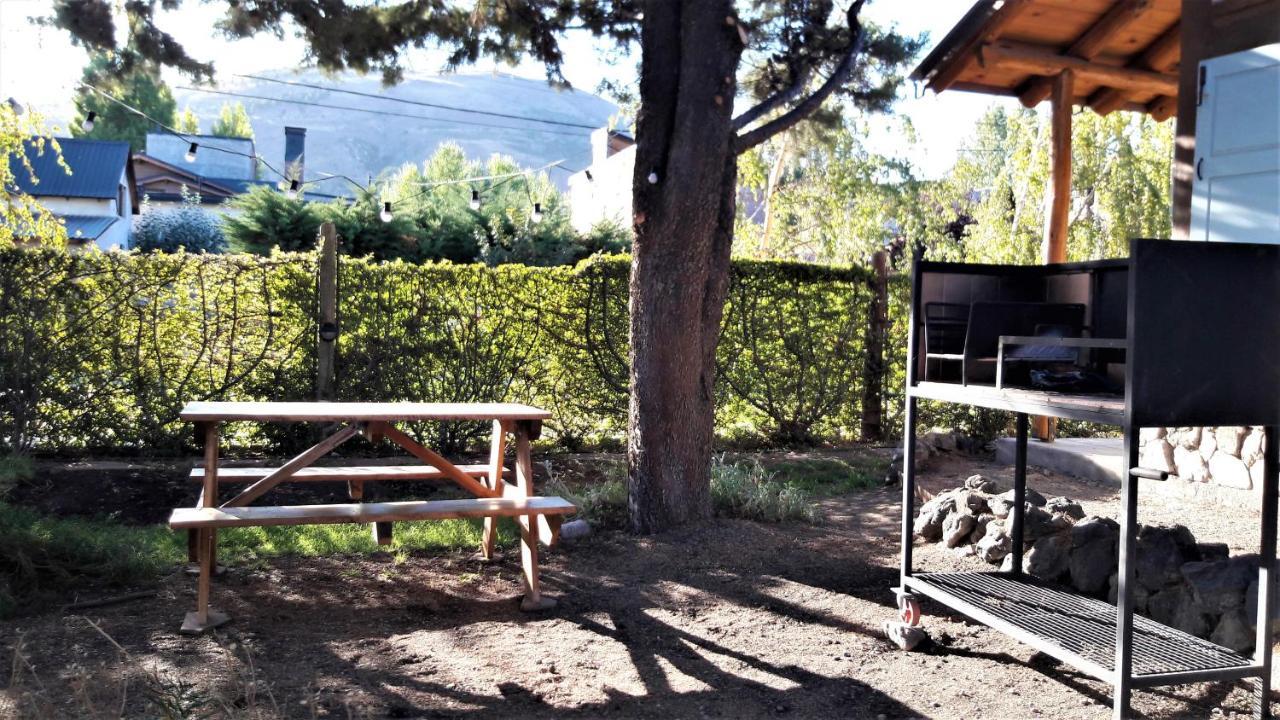 Cabanas Pyracantha Esquel Luaran gambar